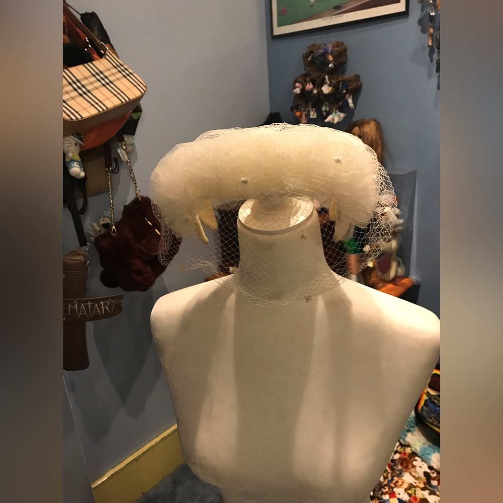 Vintage 60s white mesh netting pancake hat with velvet bow